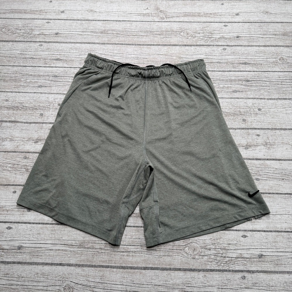 Nike Shorts Men's XL Olive Green Swoosh Dri-FIT Athletic Training Gym Sportswear